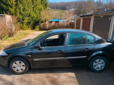 Gebraucht Renault Mégane II 111 PS (81 kW) 2007 Schwarz Limousine
