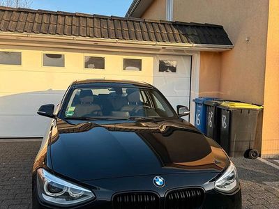 Gebraucht BMW 118 143 PS (105 kW) 2014 Schwarz Kleinwagen