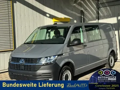 Usata VW Transporter 150 CV (110 kW) 2021 Grigio Furgone