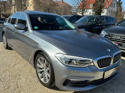 Gebraucht BMW 520 Sport Line 190 PS (139 kW) 2018 Blau Limousine