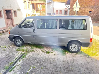 Gebraucht VW T4 78 PS (57 kW) 1994 Grau Van
