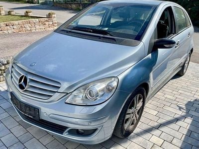 Mercedes B200