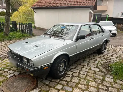 Gebraucht Maserati Biturbo 279 PS (205 kW) 1986 Silber Limousine