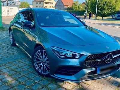 Gebraucht Mercedes CLA200 Shooting Brake Business 163 PS (119 kW) 2022 Grau Kombi
