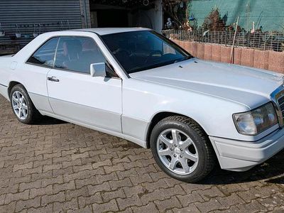 Usata Mercedes 230 132 CV (97 kW) 1991 Bianco Coupé