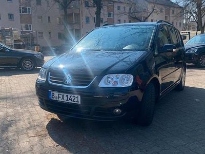 Gebraucht VW Touran 85 PS (62 kW) 2004 Schwarz Van / Kleinbus