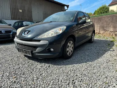 Gebraucht Peugeot 206+ 75 PS (55 kW) 2009 Kleinwagen
