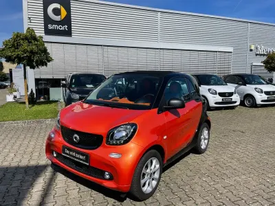 Gebraucht Smart ForTwo Coupé Passion 90 PS (66 kW) 2018 Orange Coupé