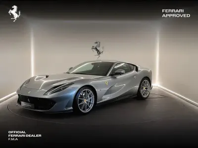 Gebraucht Ferrari 812 799 PS (587 kW) 2020 Silber