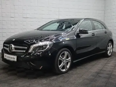 Gebraucht Mercedes A180 109 PS (80 kW) 2014 Schwarz Limousine