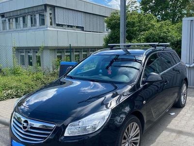 Schwarz Gebraucht 2013 Opel Insignia Active Kombi | 6.000 € (Guter Preis)
