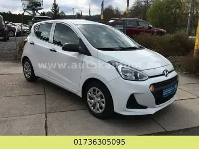 Gebraucht Hyundai i10 Classic 67 PS (49 kW) 2019 Weiß Kleinwagen