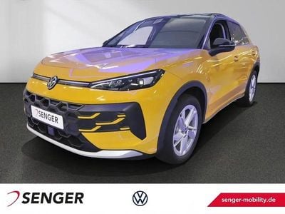 Neu VW T-Roc Life 150 PS (110 kW) 2025 Gelb SUV
