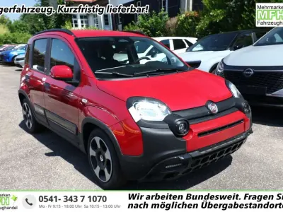Neu Fiat Panda Cross Cross 65 PS (47 kW) 2026 Passione rot Kleinwagen