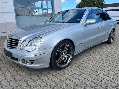 Mercedes E320