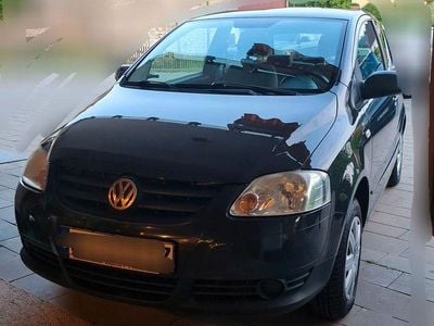 Usado VW Fox Refresh 55 CV (40 kW) 2010 Gris Utilitario