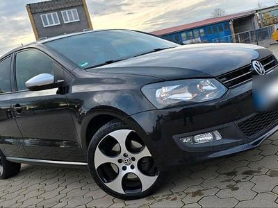 Gebraucht VW Polo Black Edition 105 PS (77 kW) 2013 Schwarz Kleinwagen
