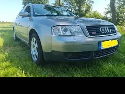 Gebraucht Audi A6 Sport 170 PS (125 kW) 2002 Grau Kombi