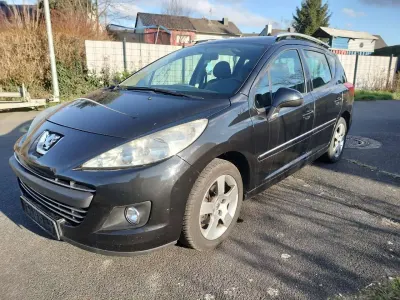 Gebraucht Peugeot 207 120 PS (88 kW) 2012 Schwarz Kombi