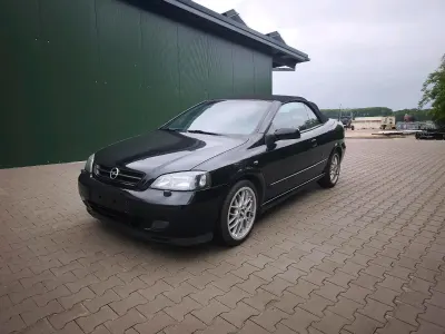 Gebraucht Opel Astra 192 PS (141 kW) 2003 Schwarz Cabrio