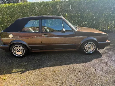Gebraucht VW Golf Cabriolet 101 PS (74 kW) 1992 Braun Cabrio