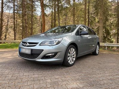 Usata Opel Astra 140 CV (102 kW) 2013 Argento Station wagon