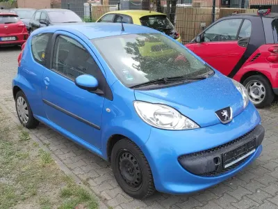 Gebraucht Peugeot 107 Filou 68 PS (50 kW) 2006 Lack blau linarite/metallic Kleinwagen