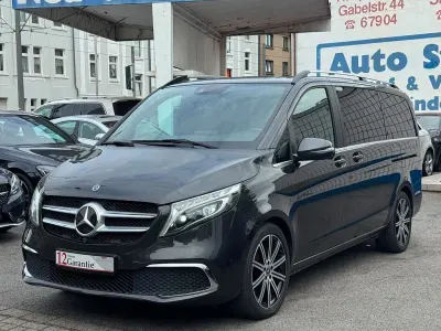 Gebraucht Mercedes V300 Avantgarde Edition 239 PS (175 kW) 2020 Grau Van / Kleinbus