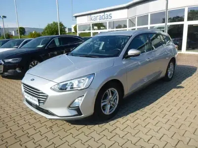Gebraucht Ford Focus Cool & Connect 125 PS (91 kW) 2019 Other Limousine