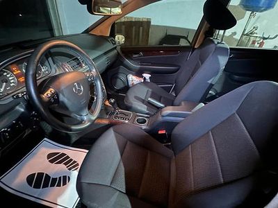 Mercedes A200