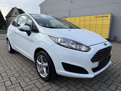 Weiß Gebraucht 2014 Ford Fiesta Trend Kleinwagen | 4.999 €