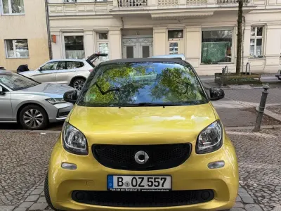 Gebraucht Smart ForTwo Coupé 71 PS (52 kW) 2016 Gelb Coupé