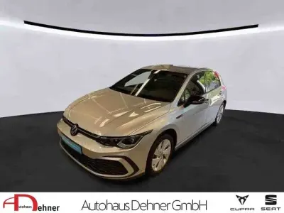 Gebraucht VW Golf VIII GTI 245 PS (180 kW) 2023 Reflexsilber Limousine