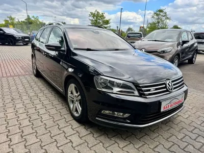 Gebraucht VW Passat R-line BlueMotion 140 PS (102 kW) 2014 Schwarz Kombi