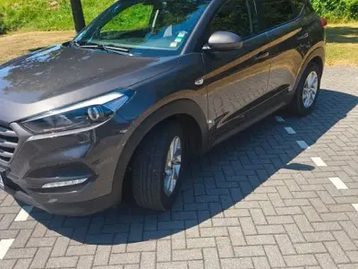 Gebraucht Hyundai Tucson 177 PS (130 kW) 2017 Grau SUV
