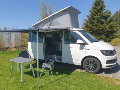 Gebraucht VW California Coast 150 PS (110 kW) 2016 Weiß Van