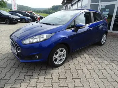 Gebraucht Ford Fiesta SYNC Edition 82 PS (60 kW) 2014 Indicblau (metallic) Kleinwagen