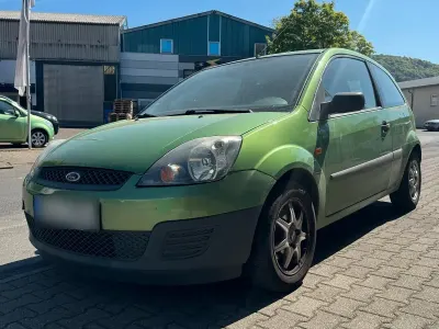Gebraucht Ford Fiesta 60 PS (44 kW) 2005 Grün Kleinwagen