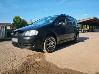 Gebraucht VW Touran 102 PS (75 kW) 2005 Schwarz Van / Kleinbus