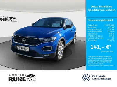 Usata VW T-Roc Sportline 150 CV (110 kW) 2021 Blu SUV