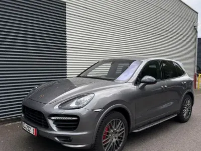 Gebraucht Porsche Cayenne Turbo 500 PS (367 kW) 2012 Grau SUV
