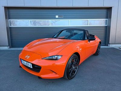 Second-hand Mazda MX5 184 CP (135 kW) 2019 Portocaliu Cabrio