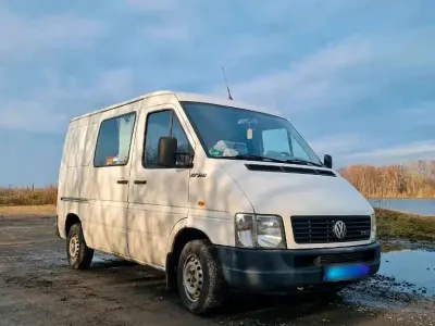 Gebraucht VW LT 90 PS (66 kW) 2004 Weiß Van / Kleinbus