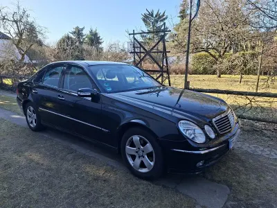 Gebraucht Mercedes E270 177 PS (130 kW) 2003 Schwarz Limousine