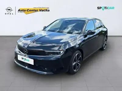 Usata Opel Astra Elegance 131 CV (96 kW) 2022 Nero Utilitaria