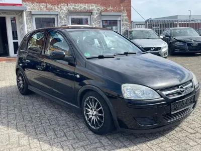 Usata Opel Corsa Edition 80 CV (58 kW) 2006 Nero Utilitaria