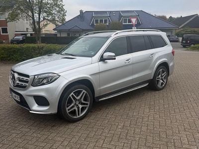 Second-hand Mercedes GLS350 AMG line 258 CP (189 kW) 2016 Argintiu SUV