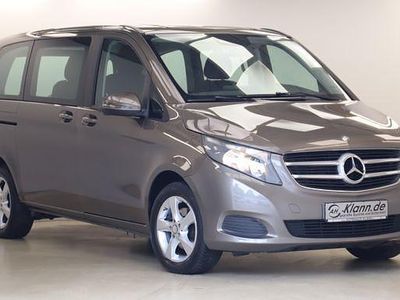 Mercedes V220