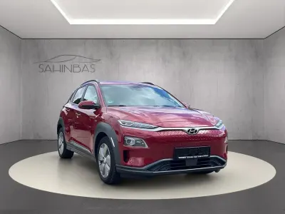 Gebraucht Hyundai Kona Premium 150 kW (204 PS) 2020 Rot SUV