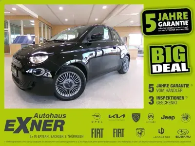 Gebraucht Fiat 500e Icon 86 kW (118 PS) 2023 Onyx schwarz Kleinwagen